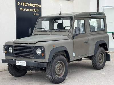 Land Rover Defender Defender 90 2.5 td County Verde usata Senise