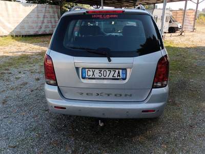 SsangYong Rexton 2.7 XDi cat Premium 2 TOD Grigio usata RHO