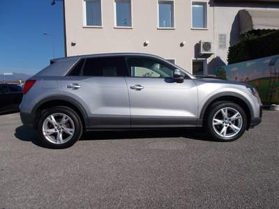 Audi Q2 30 TDI S tronic Business Navi Argento usata SAN VENDEMIANO