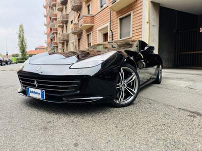 Ferrari GTC4 LUSSO V12 ATELIER FULL + TETTO LIFT COLORE EXTRA ECC!! Nero usata Torino
