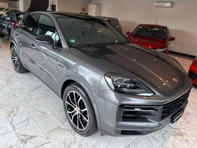 Porsche Cayenne Coupé 3.0 V6 E-Hybrid 470cv Grigio usata Noventa Vicentina