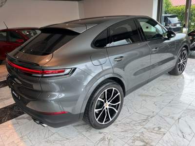 Porsche Cayenne Coupé 3.0 V6 E-Hybrid 470cv Grigio usata Noventa Vicentina