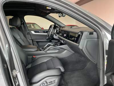 Porsche Cayenne Coupé 3.0 V6 E-Hybrid 470cv Grigio usata Noventa Vicentina