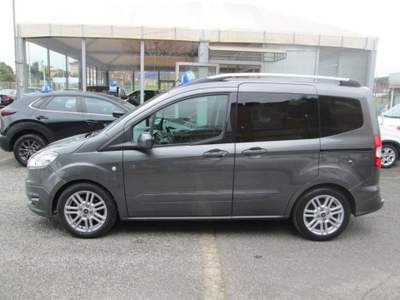 Ford Tourneo Courier 1.5 TDCI 75 CV Plus Grigio usata Roma