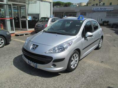 Peugeot 207 1.4 HDi 70CV 5p. Argento usata Roma