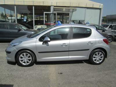 Peugeot 207 1.4 HDi 70CV 5p. Argento usata Roma