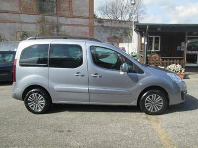 Peugeot Partner Tepee BlueHDi 120 S&S Outdoor N1 Autocarro Grigio usata Roma