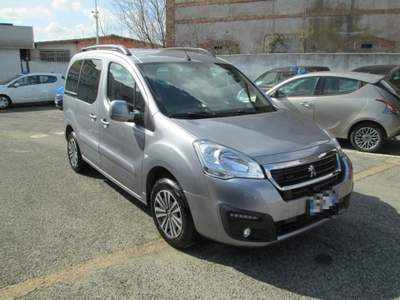 Peugeot Partner Tepee BlueHDi 120 S&S Outdoor N1 Autocarro Grigio usata Roma