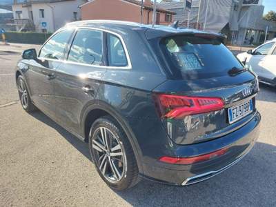 Audi Q5 40 TDI quattro S tron Design S-LINE MATRIX Grigio usata Bassano del Grappa