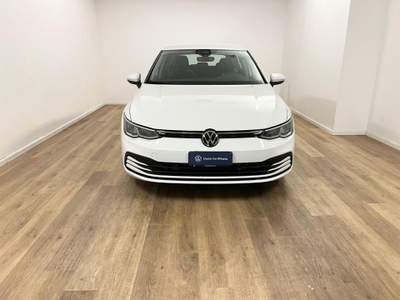 Volkswagen Golf 1.5 eTSI 130 CV EVO ACT Life Bianco usata ZEVIO