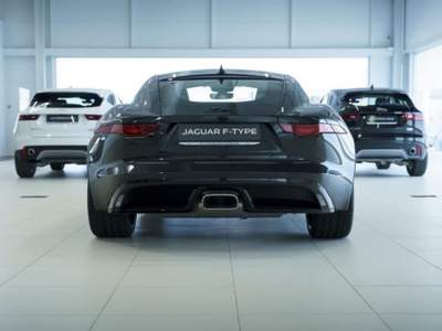 Jaguar F-Type (X152)  2.0 aut. CoupÃ©R-Dynamic Black Nero usata Vicenza