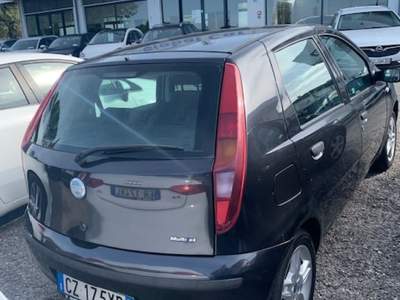 Fiat Punto 1.3 Multijet 16V 5 porte Dynamic Nero usata Coriano