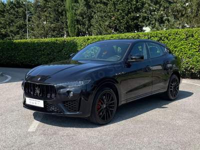 Maserati Levante 3.0 V6 DS Gransport Q4 184KW/250CV Nero usata Polla