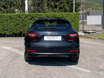 Maserati Levante 3.0 V6 DS Gransport Q4 184KW/250CV Nero usata Polla