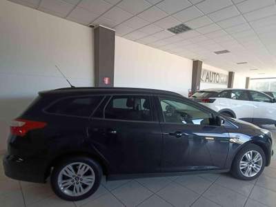 Ford Focus 1.0 EcoBoost 100 CV Start&Stop SW Plus Nero usata Mondolfo