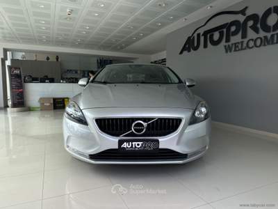 Volvo V40 V40 D2 Business Grigio usata San Michele salentino