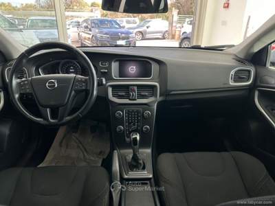 Volvo V40 V40 D2 Business Grigio usata San Michele salentino