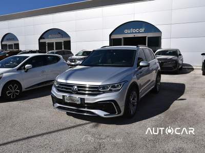 Volkswagen Tiguan Tiguan 2.0 TDI 150CV SCR DSG R-Line Argento usata Carsoli