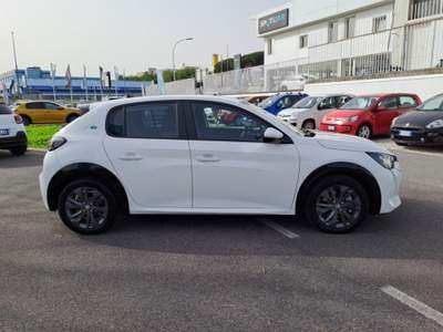 Peugeot 208 Active Pack e 136cv Bianco usata Roma