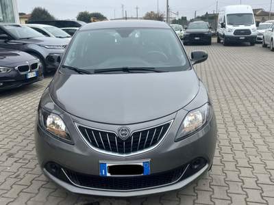 Lancia Ypsilon 1.0 FireFly 5 porte S&S Hybrid GOLD OK NEOPATENTAT Grigio usata Monte San Savino