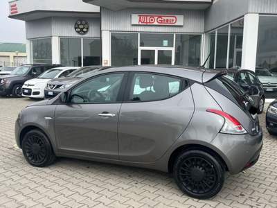 Lancia Ypsilon 1.0 FireFly 5 porte S&S Hybrid GOLD OK NEOPATENTAT Grigio usata Monte San Savino
