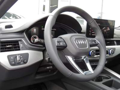Audi A4 Avant 40 TDI S line Blu/Azzurro usata Castelnuovo Rangone