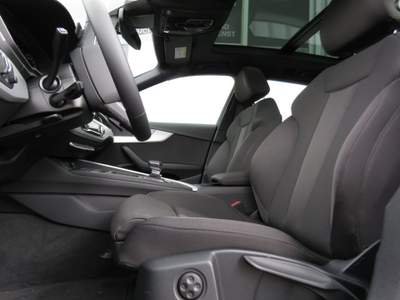 Audi A4 Avant 40 TDI S line Blu/Azzurro usata Castelnuovo Rangone