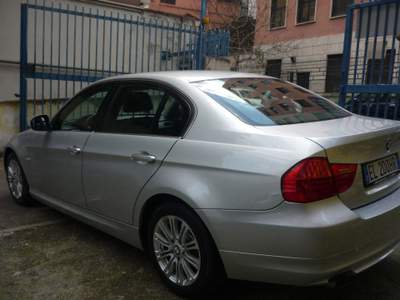 BMW Serie 3 318d d 2.0 143CV cat Eletta Argento usata Roma