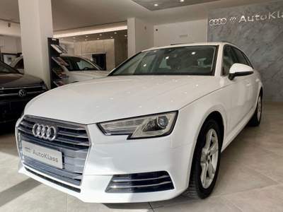 Audi A4 Avant Manuale Sport di Unico Proprietario Bianco usata Troia
