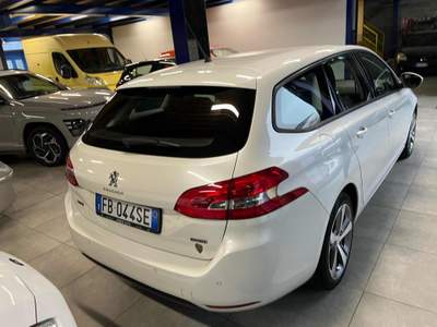 Peugeot 308 BlueHDi 120 S&S SW Business Bianco usata Isso