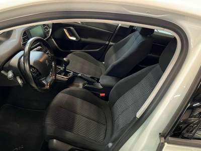 Peugeot 308 BlueHDi 120 S&S SW Business Bianco usata Isso