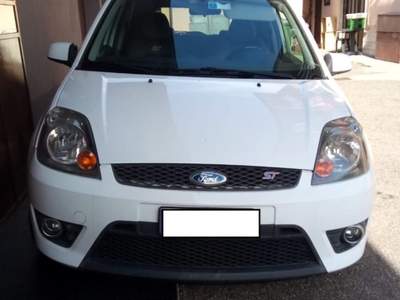 Ford Fiesta 2.0 16V 3p. ST Grigio usata Gaglianico