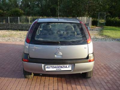 Opel Corsa 1.2i 16V cat 5 porte Comfort Grigio usata Rimini