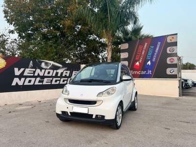 Smart ForTwo 1000 52 kW coupé pure Bianco usata Nola