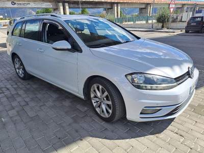 Volkswagen Golf  usata San Valentino Torio