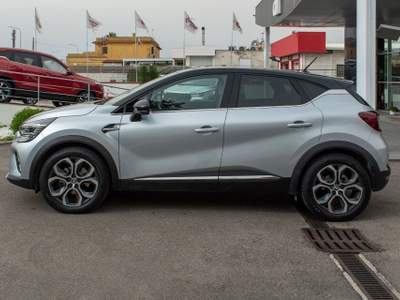 Renault Captur Full Hybrid E-Tech 145 CV Intens Grigio usata Fondi