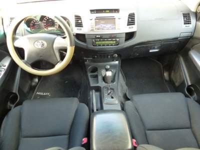 Toyota Hilux 3.0 D-4D aut.4WD 4p. Verde usata Castelnuovo Rangone