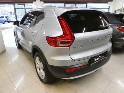 Volvo XC40 1.5 T2 129Cv Momentum - LED, Navi, Cockpit, Traino Grigio usata Boves