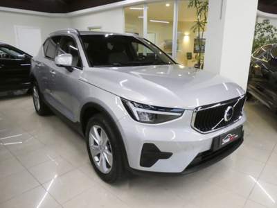 Volvo XC40 1.5 T2 129Cv Momentum - LED, Navi, Cockpit, Traino Grigio usata Boves