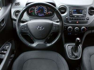 Hyundai i10 1.0 MPI Passion A/T Grigio usata Castelnuovo Rangone