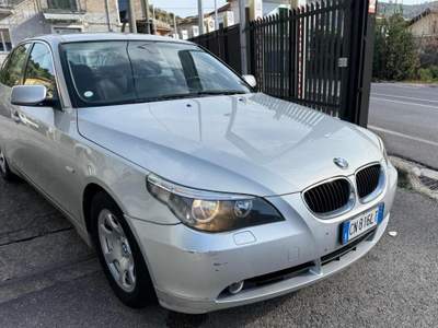 BMW Serie 5 525d d cat Futura Argento usata AGROPOLI