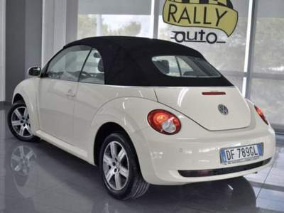 Volkswagen New Beetle VW Maggiolino Cabrio 1.9 TDI Highline #1220 Beige usata CRISPIANO