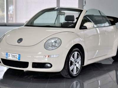 Volkswagen New Beetle VW Maggiolino Cabrio 1.9 TDI Highline #1220 Beige usata CRISPIANO