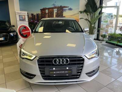 Audi A3 SPB 1.6 TDI 105cv S tronic *LED*NAVI Grigio usata Mesagne