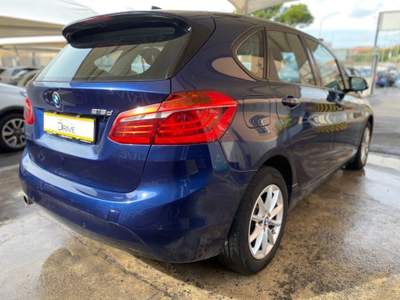 BMW Serie 2 Active Tourer 216d d  Advantage cambio automatico!! Blu/Azzurro usata Roma