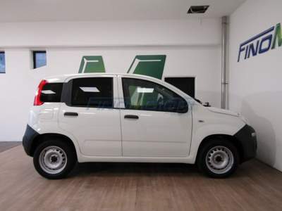 Fiat Panda 1.0 GSE S&S Hybrid Pop Van 2 posti Bianco usata Fino Mornasco