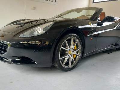 Ferrari California 12000 km pari al nuovo Nero usata Verona