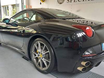 Ferrari California 12000 km pari al nuovo Nero usata Verona