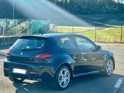 Alfa Romeo 147 3.2i V6 24V cat 3 porte GTA Nero usata Imola