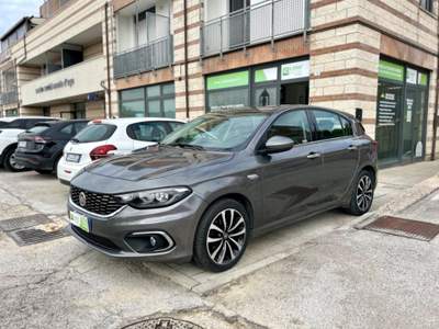 Fiat Tipo 1.4 5 porte Lounge - UNICO PROPRIETARIO Grigio usata Ancona